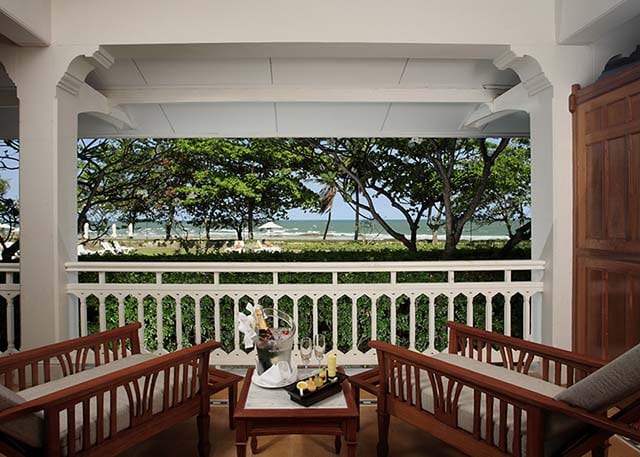 CENTARA GRAND BEACH RESORT HUA HIN - DELUXE SUITE 2